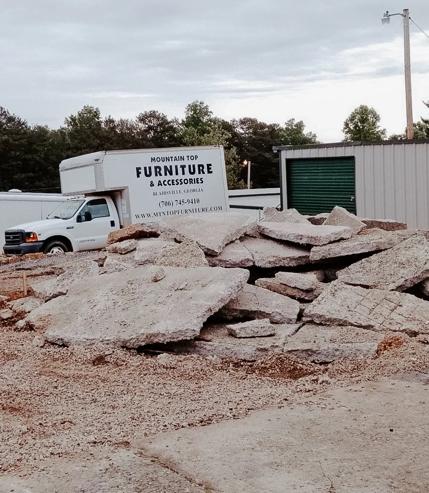 The best furniture store in Blairsville, Mountain Top Furniture